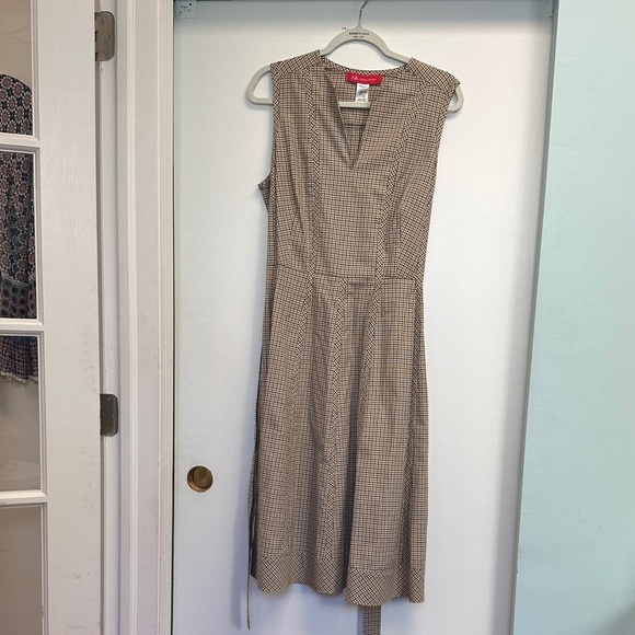 Anne Klein Beige Checkered Midi Dress - Picture 2 of 7